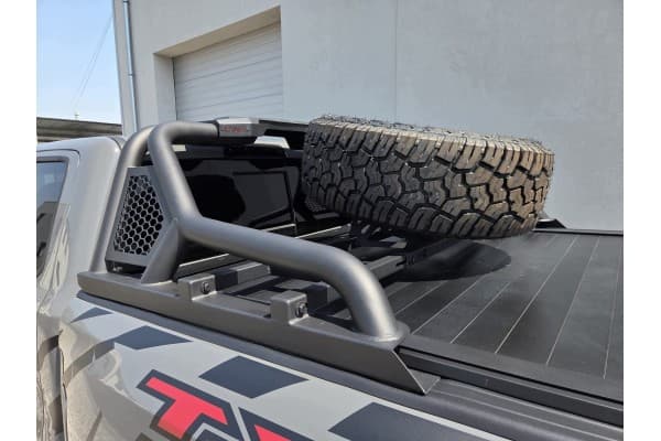 Barra antivuelco V2 Rocket con rueda para Dodge Ram 1500 2019 - 2024 usado