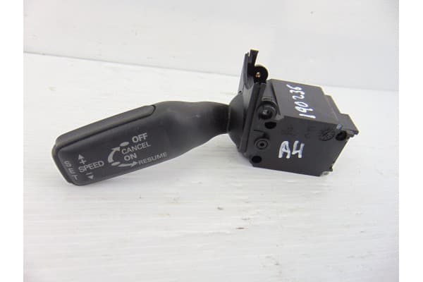 Mando multifuncion, Audi A4 Avant (8E) 2.7 TDI (DPF) 2008, 4E0953521 usado