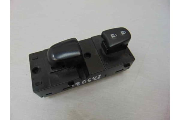 Mando elevalunas delantero derecho, Nissan Juke (F15E) Acenta 2013, 254111KA5A usado