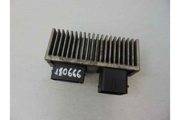 Caja precalentamiento, Nissan Juke (F15E) Acenta 2013, 8200558438A usado