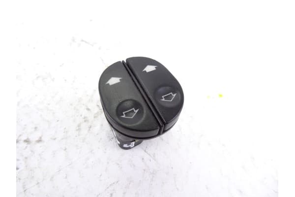 Mando elevalunas delantero izquierdo, Ford Fiesta (Cbk) Fun 2004 usado
