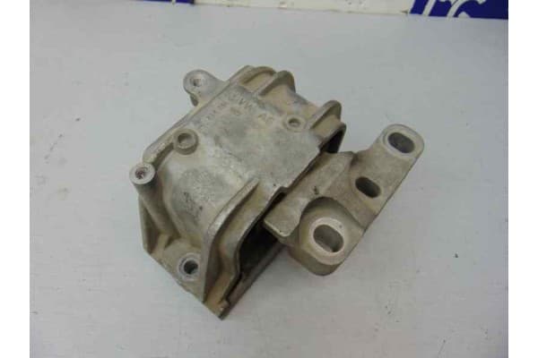 Soporte motor derecho, Audi A3 (8P1) 2.0 TDI Ambiente, 1K0199262 usado
