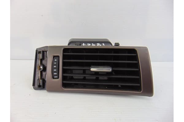 Rejilla aireadora, Audi A6 Berlina (4B2) 2.8 Quattro 2000, 4B1820902 usado