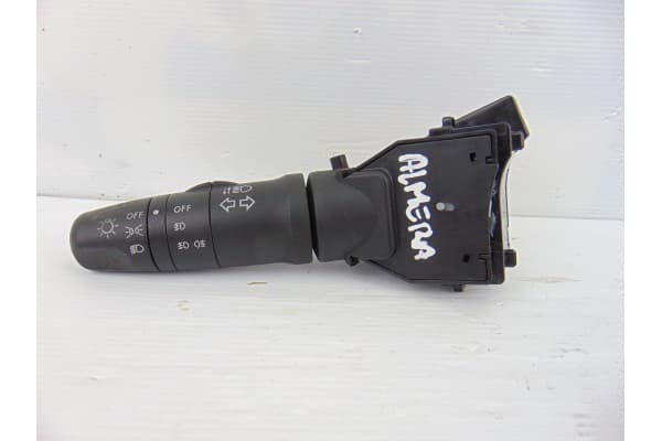 Mando luces, Nissan Almera (N16/E) Acenta 2004, 25540AV600 usado
