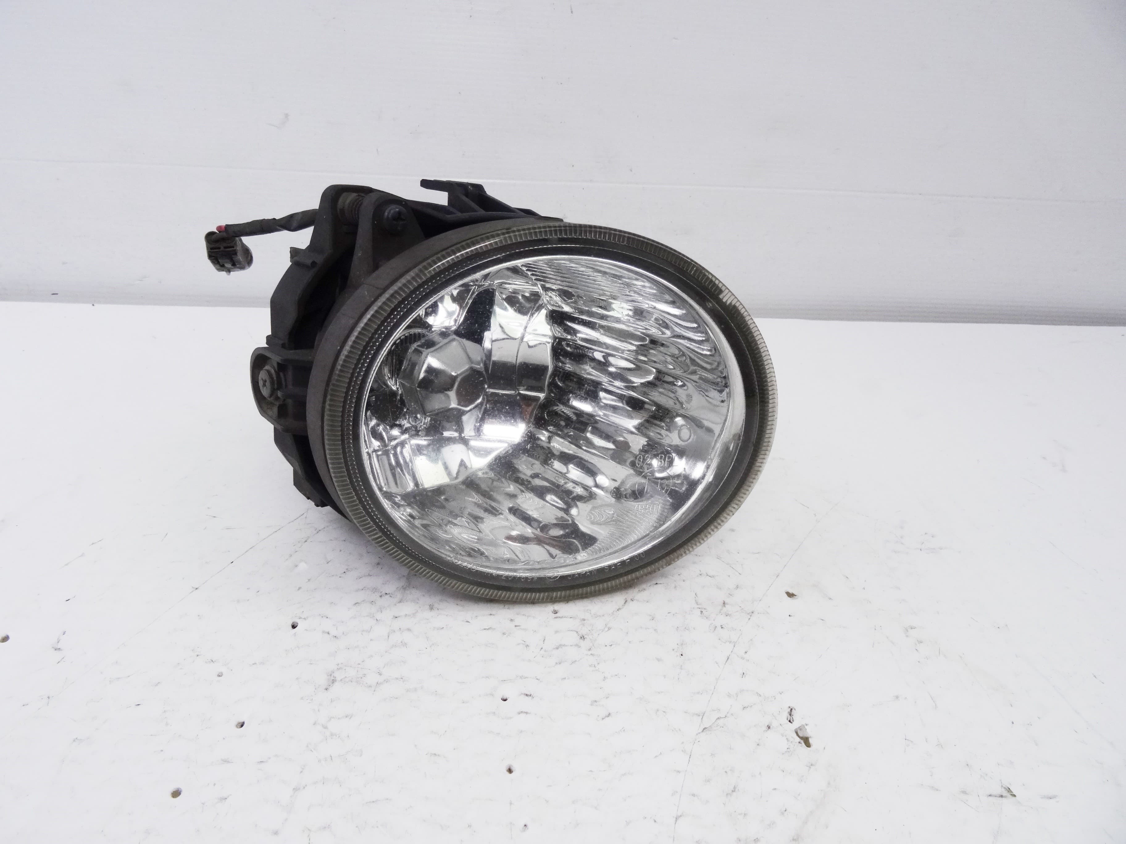 Faro antiniebla derecho, Subaru Legacy Combi/ Outback (B13/BP) 2.5 Sw 2005 usado