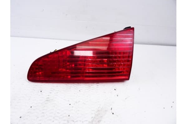 Piloto trasero derecho interior, Peugeot 607 (S1)(12.2000) Pack 2002 usado