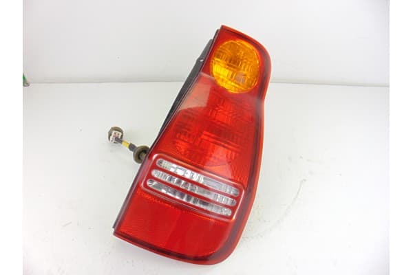 Piloto trasero derecho, Hyundai Matrix (Fc) 1.6 Gls 2002 usado
