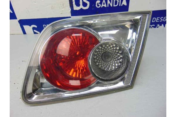 Piloto trasero derecho interior, Mazda 6 Berlina (Gg) 2.0 Crtd 120 Active (5-ptas.) 2004 usado