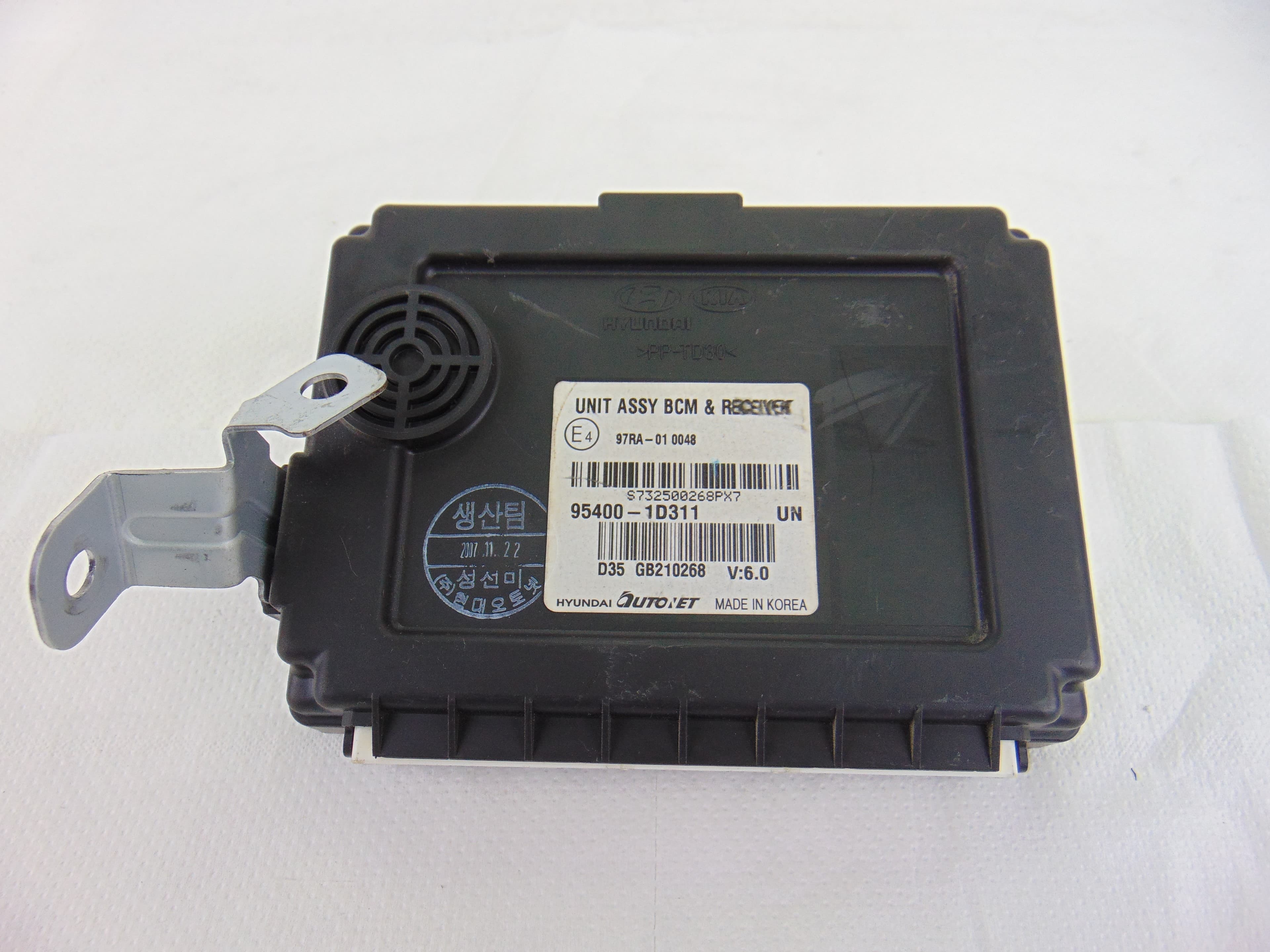 Módulo electrónico, Kia Carens (Un) Active 2009, 95400-1D311 usado