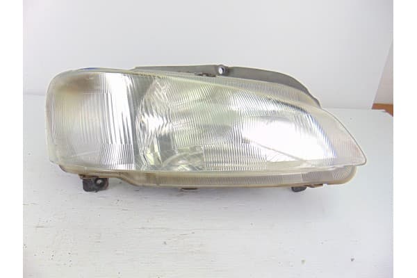 Faro derecho, Peugeot 106 (S2) Xn D 1996 usado