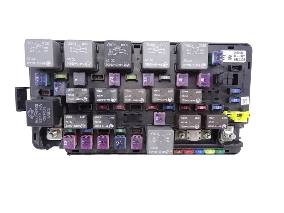 Caja reles / fusibles, Ssangyong Actyon 200 Xdi 2010 usado