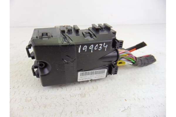 Caja reles / fusibles, Peugeot 508 GT Line 2018, 9806192580 usado
