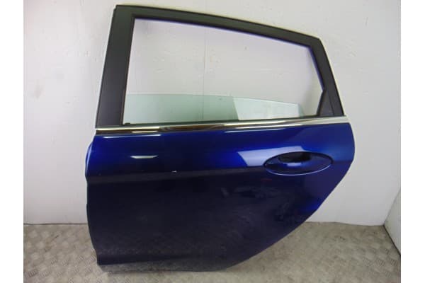 Puerta trasera izquierda, Ford Fiesta (Cnn) Trend 2014 usado