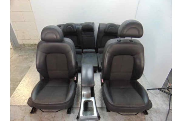 Juego asientos completo, Peugeot 407 Sw Premium 2004 usado