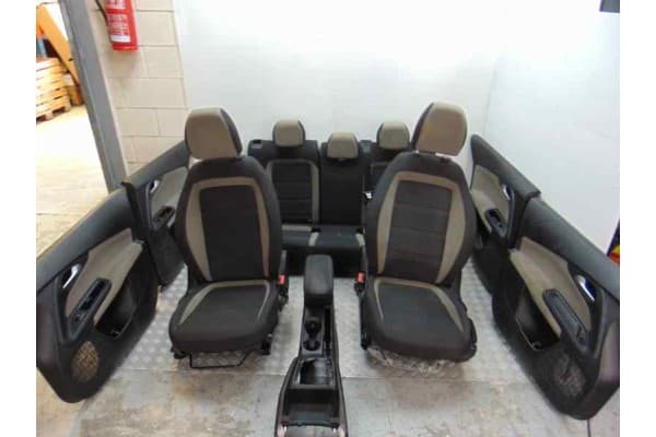 Juego asientos completo, Fiat Ii Tipo (357) Hatchback Easy 2017 usado