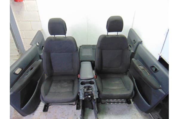 Juego asientos completo, Peugeot 3008 Confort 2009 usado