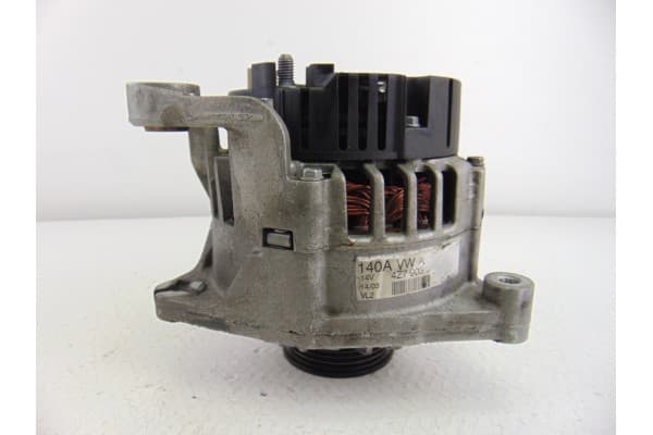 Alternador, Audi Allroad Quattro Quattro (4B5) 2.5 TDI (132kW) 2003 usado