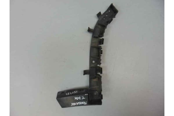 Molduras traseras, Land Rover Freelander (LR2) TD4 Hse 2007, 6H52-17A881-AB usado