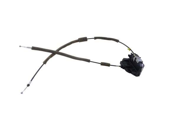 Cerradura puerta delantera izquierda, Nissan Pulsar (C13M) Acenta 2015 usado