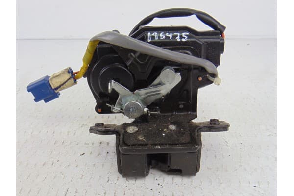 Cerradura maletero / porton, Toyota Corolla Verso (R1) 2,2 D-4D Sport 2006 usado