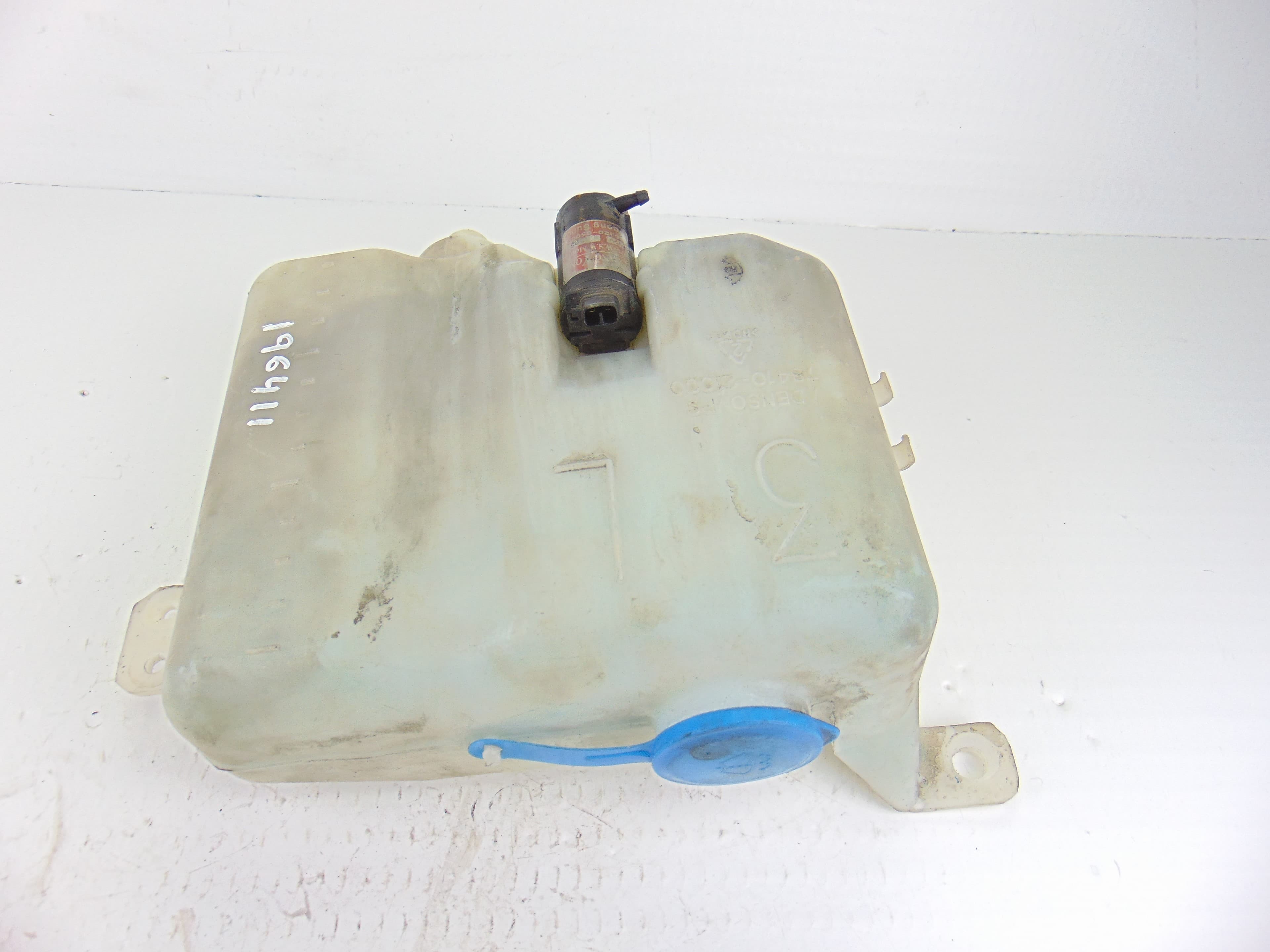 Deposito limpia, Ssangyong Rodius Xdi Limited 2005, 73410-21000 usado