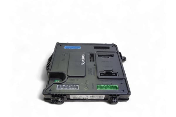 Caja reles / fusibles, Renault Scenic Iii (Jz) Dynamique 2010, 284B13640R usado