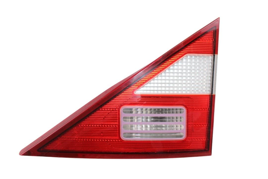 Piloto trasero derecho interior, Ssangyong Rodius Xdi Limited Awd 2006, 8360121401 usado