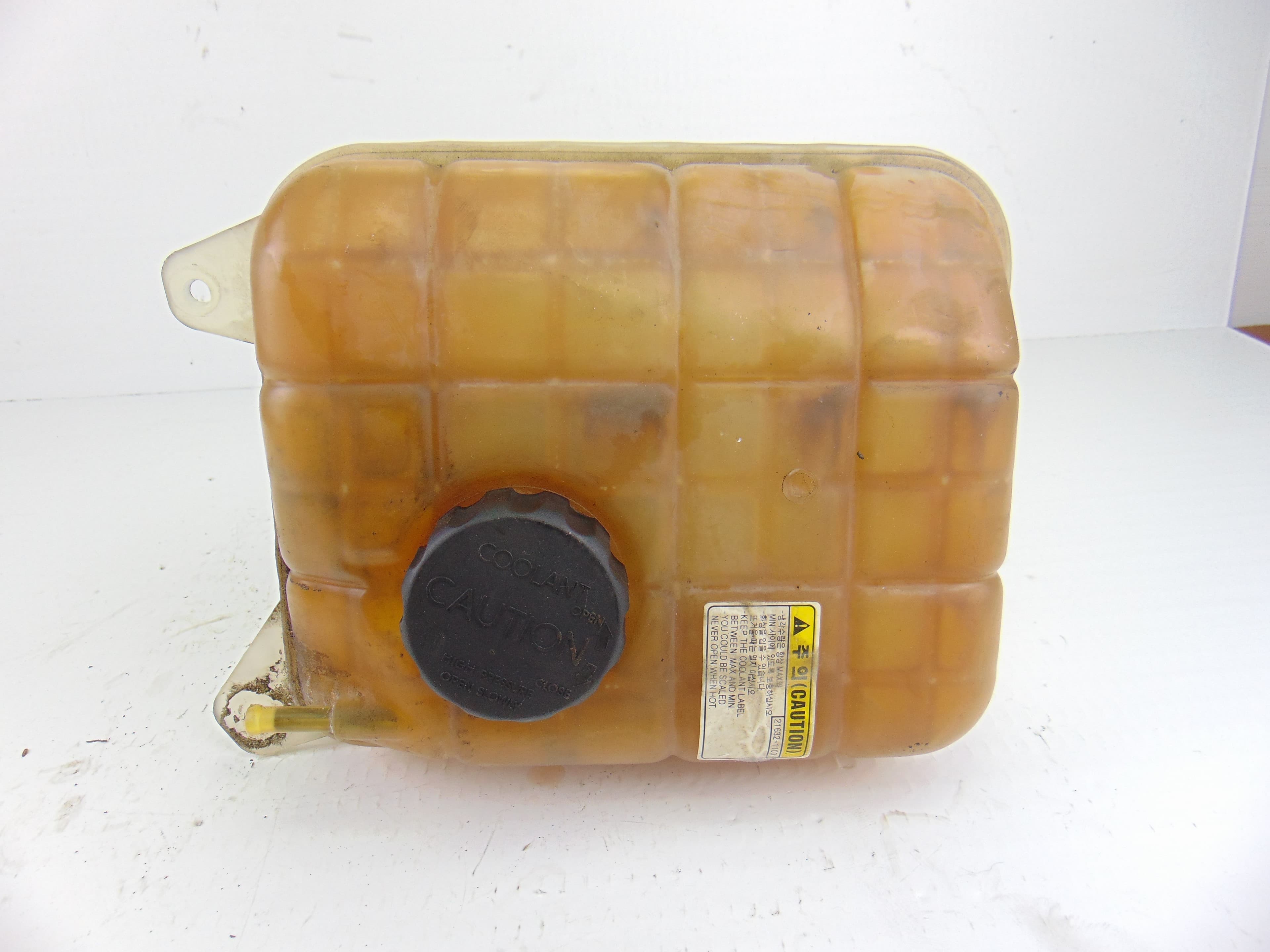 Deposito expansion, Ssangyong Rodius Xdi Limited 2005, 21610-21100 usado