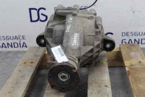 Diferencial trasero, Mercedes-benz Clase Ml (Bm 163) 270 CDI (163.113) 2002 usado