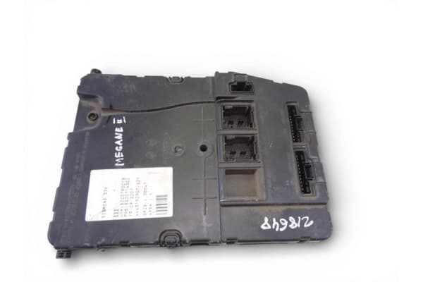 Caja reles / fusibles, Renault Megane Ii Berlina 5P Confort Dynamique 2008, 8200780018A usado