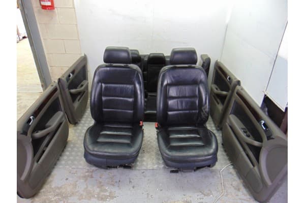 Juego asientos completo, Audi A6 Berlina (4B2) 2.5 TDI 2001 usado
