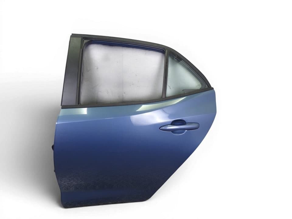 Puerta trasera izquierda, Toyota Corolla (E21) Hybrid Active 2022 usado