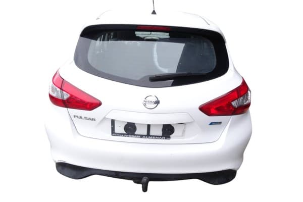 Porton trasero, Nissan Pulsar (C13M) Acenta 2015 usado