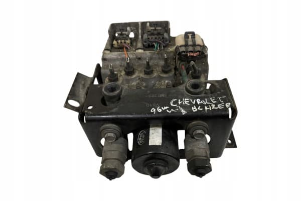 Webasto Chevrolet Blazer K5 GMT325330 4.3L gasolina 124kW 1996 usado