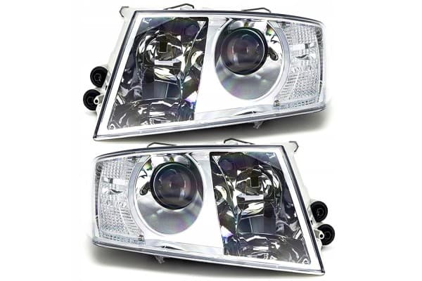 Faros delanteros Skoda Octavia II 2004-2013 Depo Izquierdo y Derecho H1/H7 usado