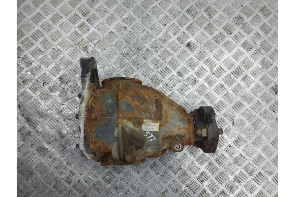 Diferencial trasero Chrysler 300 - 300C P04678032AA usado