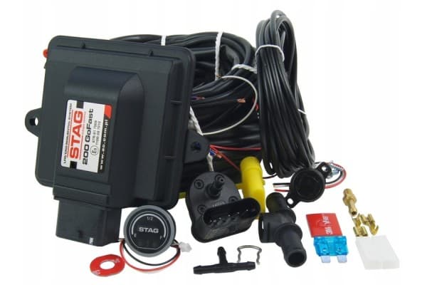 Electrónica de Inyección Secuencial AC Stag 200 Go-Fast para 4 Cilindros con Interruptor LED 600 usado