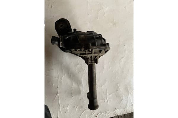 Reductor de puente delantero dyfer 3.0D 2017665 2015540 Range Rover Sport II L494 usado