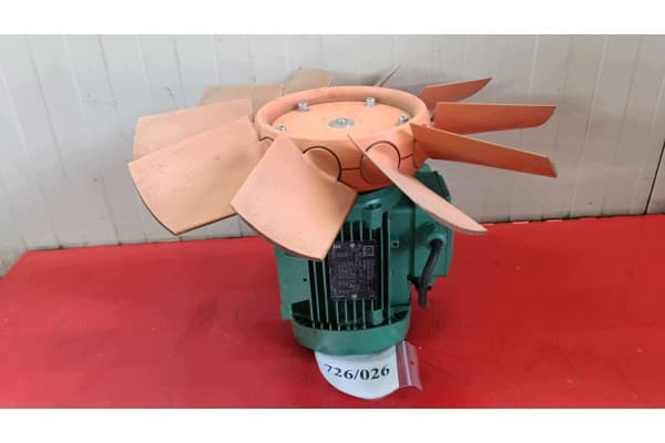 Motor eléctrico para unidad de refrigeración Thermo King F3 5D54440H01 usado