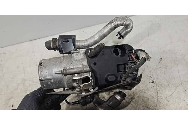 Calefactor estacionario (Webasto) Ford Mondeo MK IV 31200377 usado