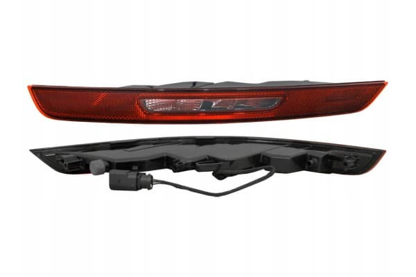 Luz antiniebla trasera derecha para Porsche Macan 95B 2020 95B945726AB usado