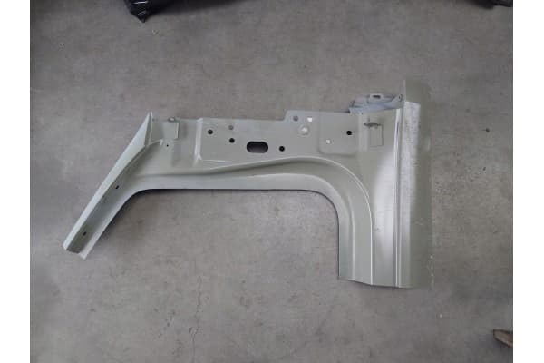 Tesla 3 Iii Lift Highland Umbral Pilar Derecho 24-25 1919966-Sc-A usado