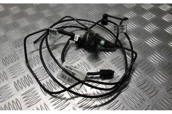 Bomba de combustible para calefacción autónoma Land Rover Range Rover L405 2014 Webasto CK529C062BA usado