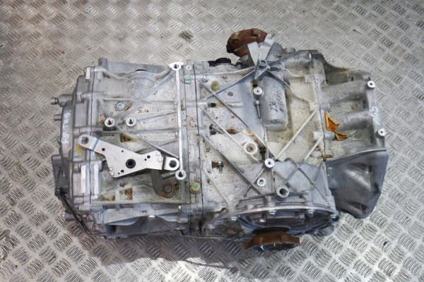 Caja de Cambios Ferrari F8 Tributo NR165 228261 usado