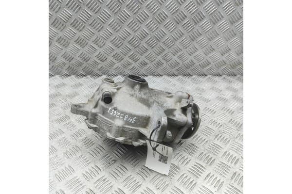 Reductor delantero Mercedes-Benz E (W213) A2053355200 3.0L 295 kW usado