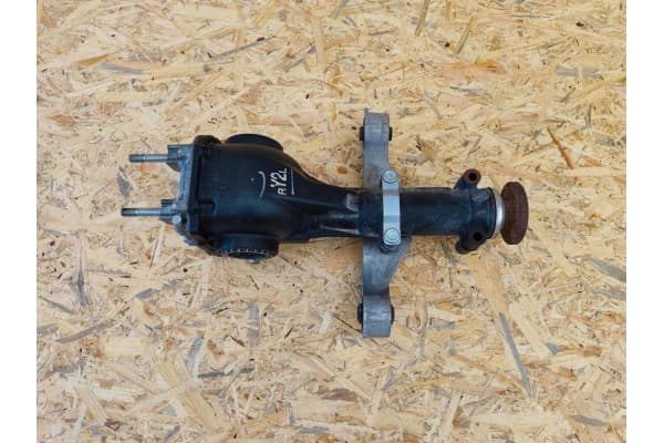 Reductor trasero Subaru 96000S 2.5L gasolina 126kW 2024 usado