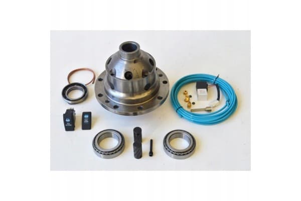 Bloqueo RD132 Land Cruiser, Hilux, 4Runner, FJ Neumático Tyrex Delantero/Trasero usado