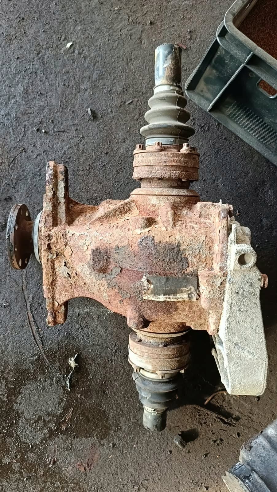 Difusor Trasero BMW E93 E90 E92 3.73 2.0i 7524323 BMW E87 usado