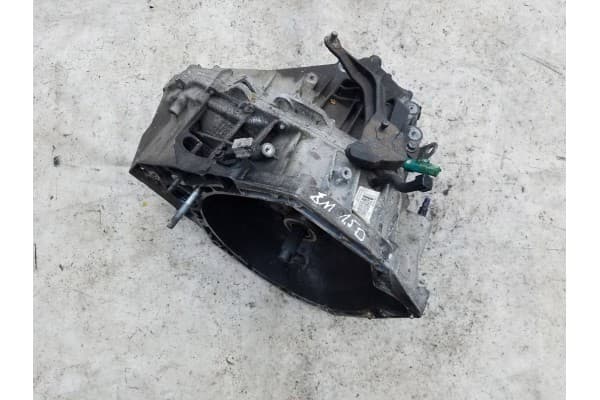 Caja de Cambios TL4126 para Nissan Qashqai II J11 1.5 DCI usado