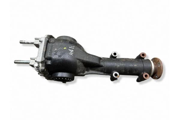 Reductor trasero Subaru B41L 2.5L gasolina 136kW 2025 usado